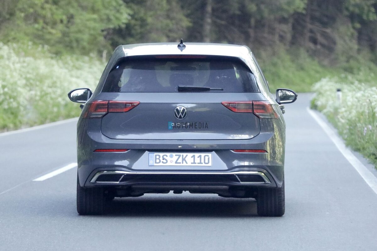 VOLKSWAGEN GOLF VIII