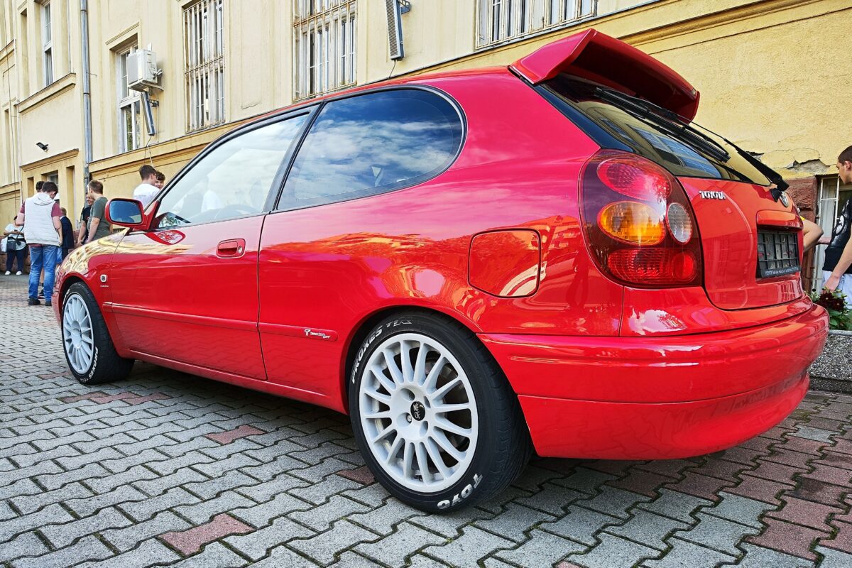 TOYOTA