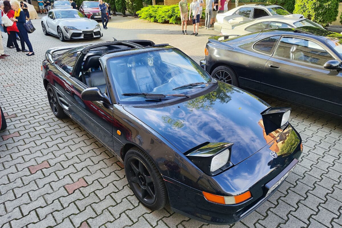 TOYOTA