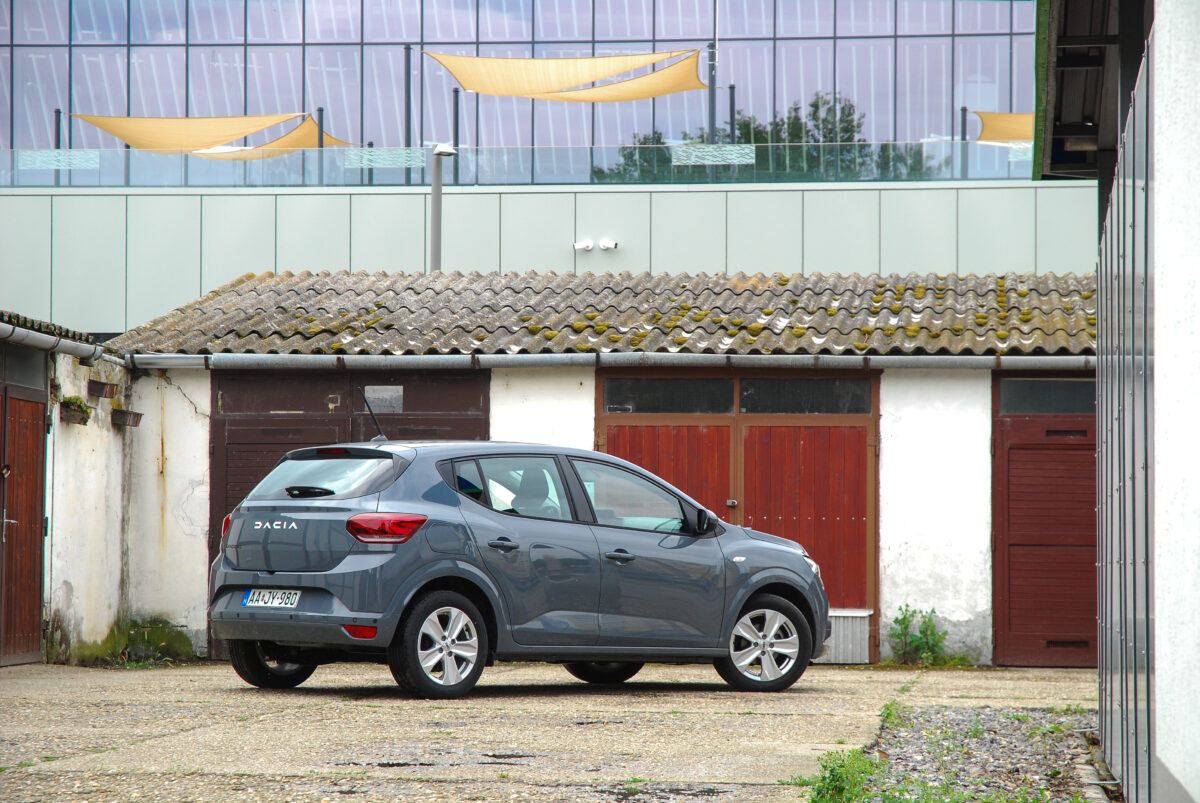 DACIA SANDERO