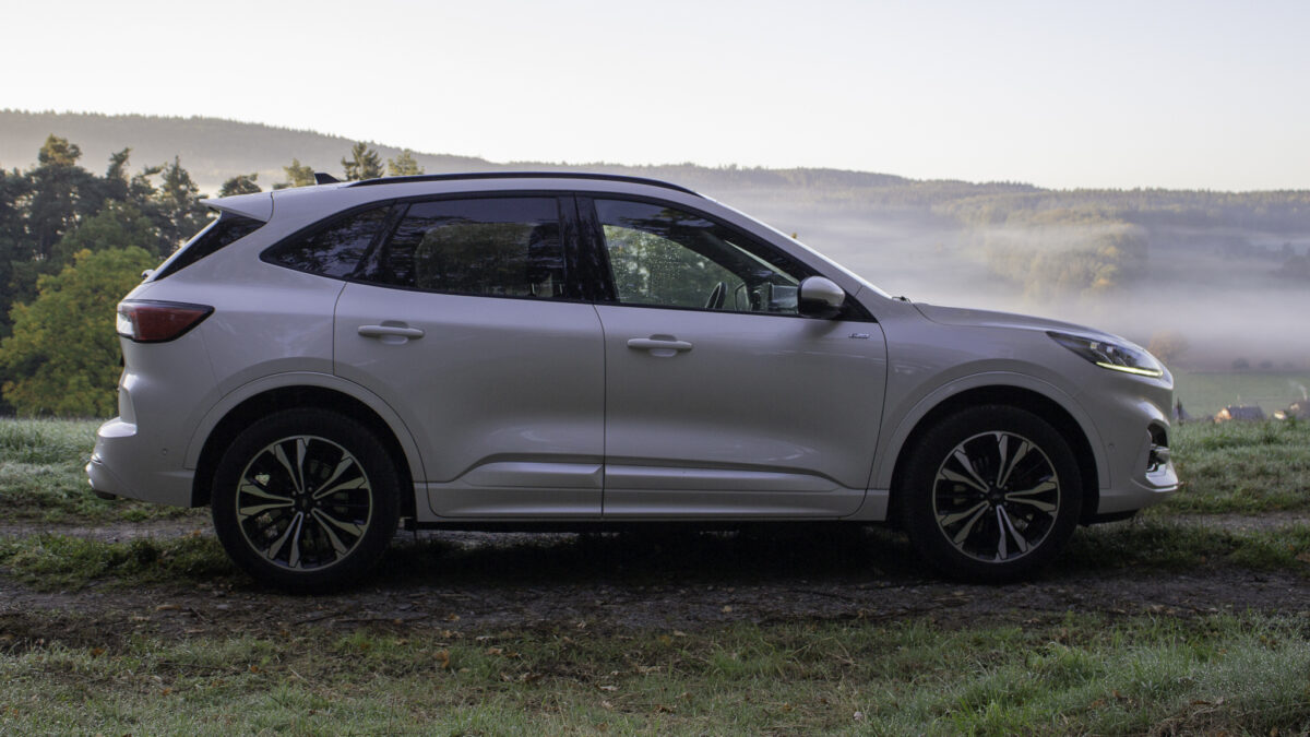 FORD KUGA