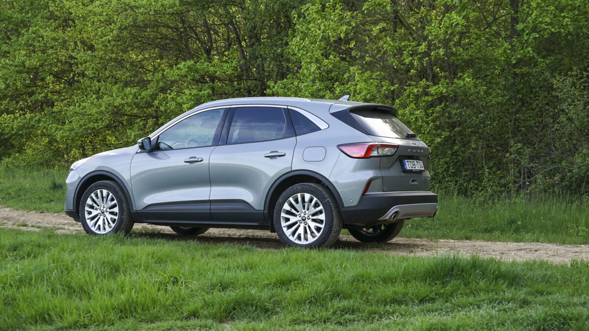 FORD KUGA