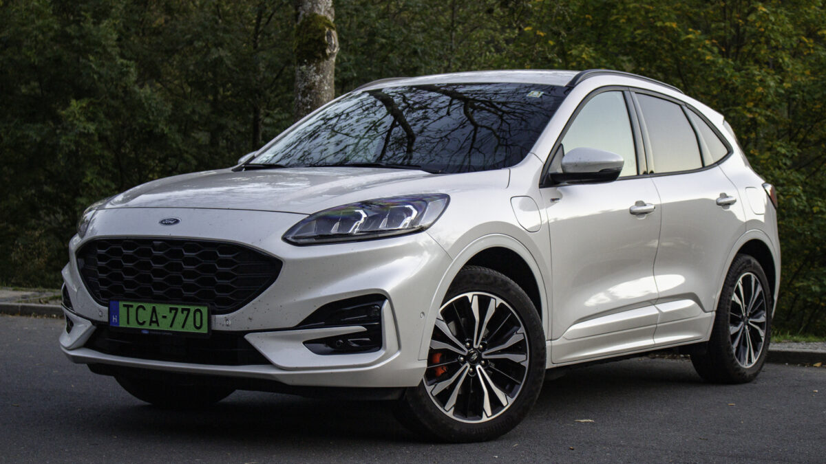 FORD KUGA