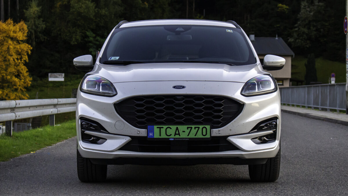 FORD KUGA
