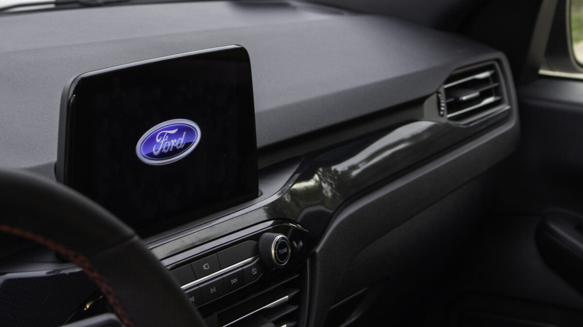 FORD KUGA
