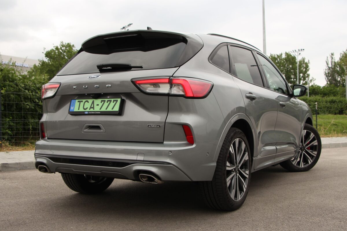 FORD KUGA