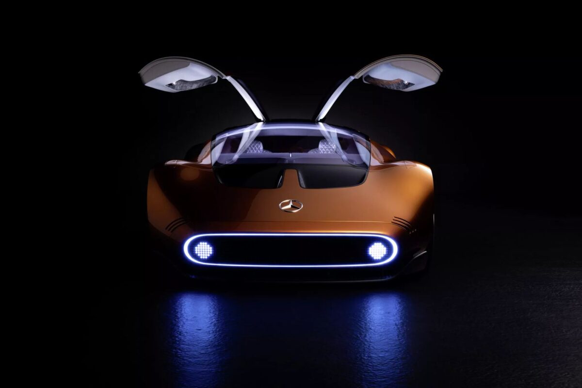 MERCEDES-BENZ