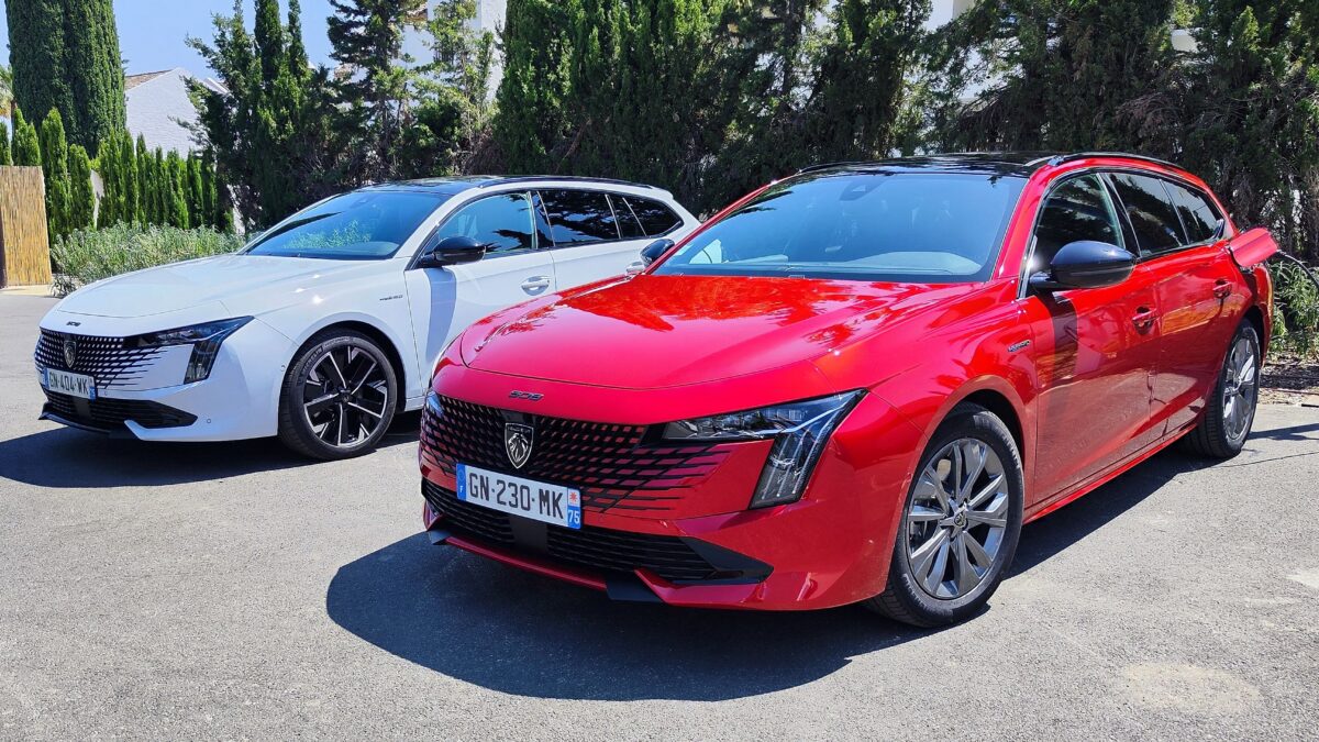 PEUGEOT