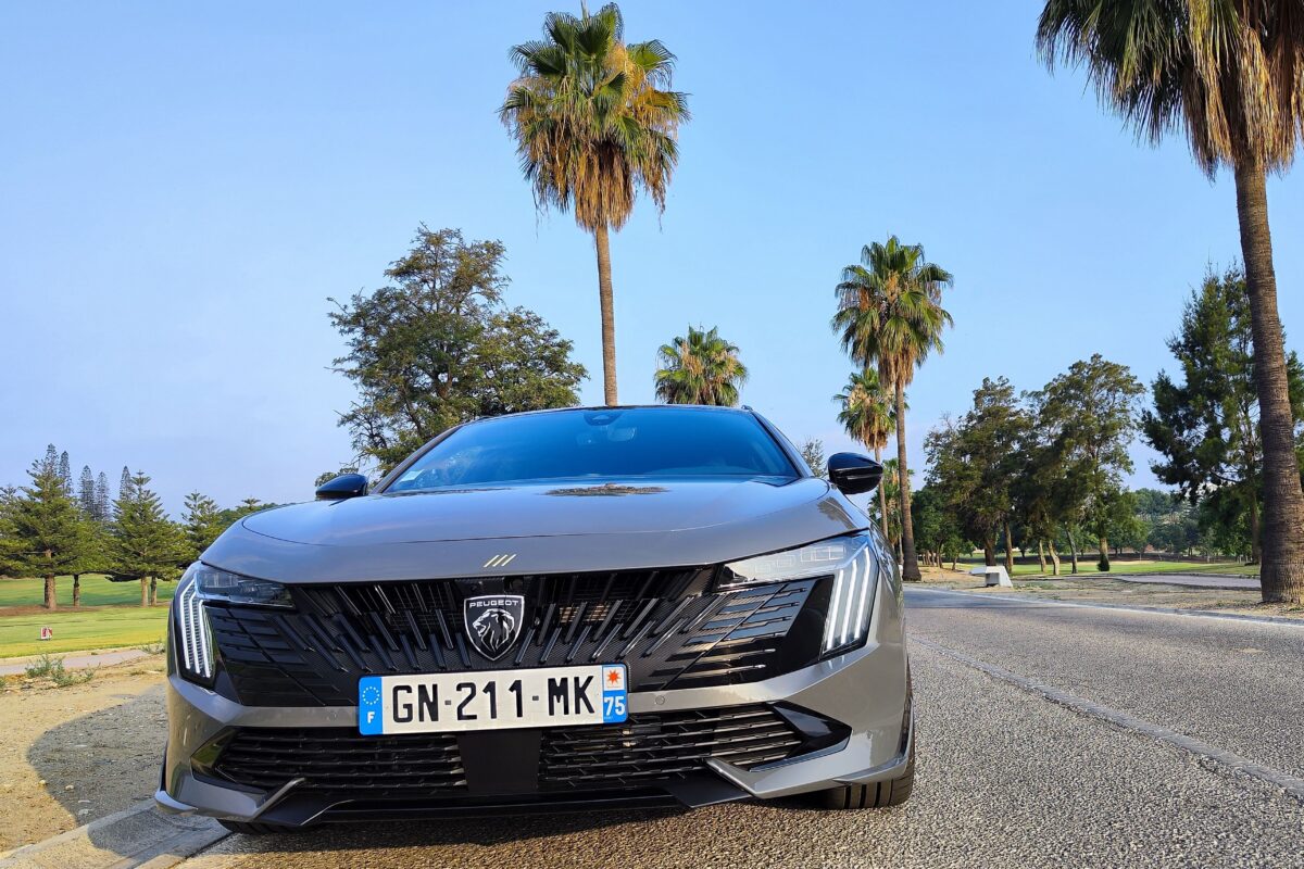 PEUGEOT