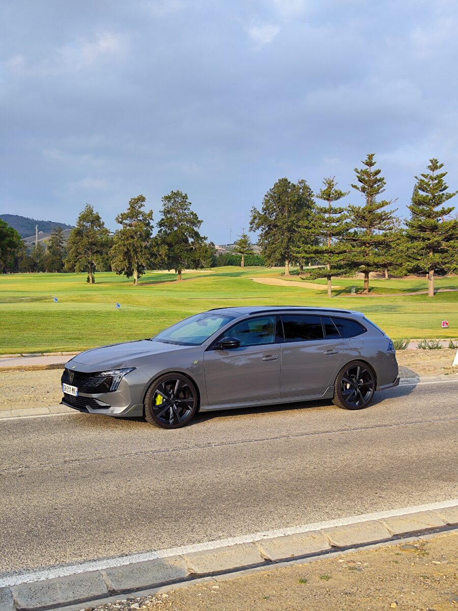 PEUGEOT