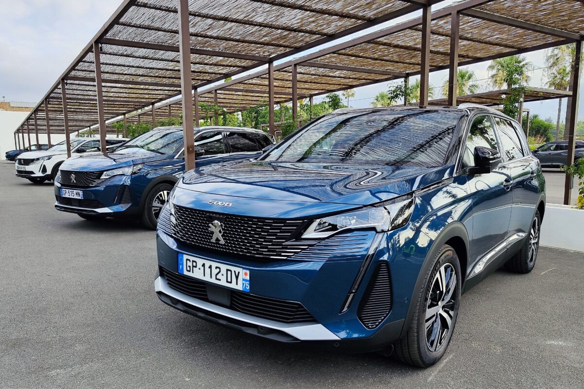 PEUGEOT