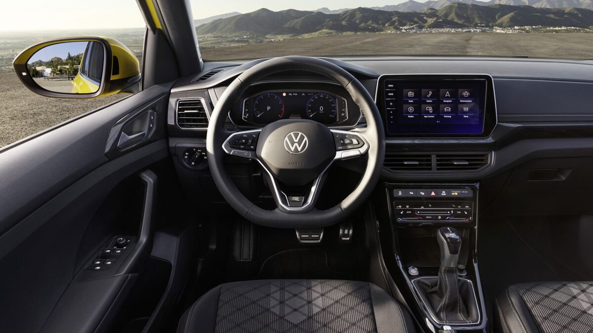 VOLKSWAGEN T-CROSS