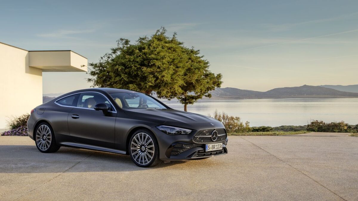 MERCEDES-BENZ
