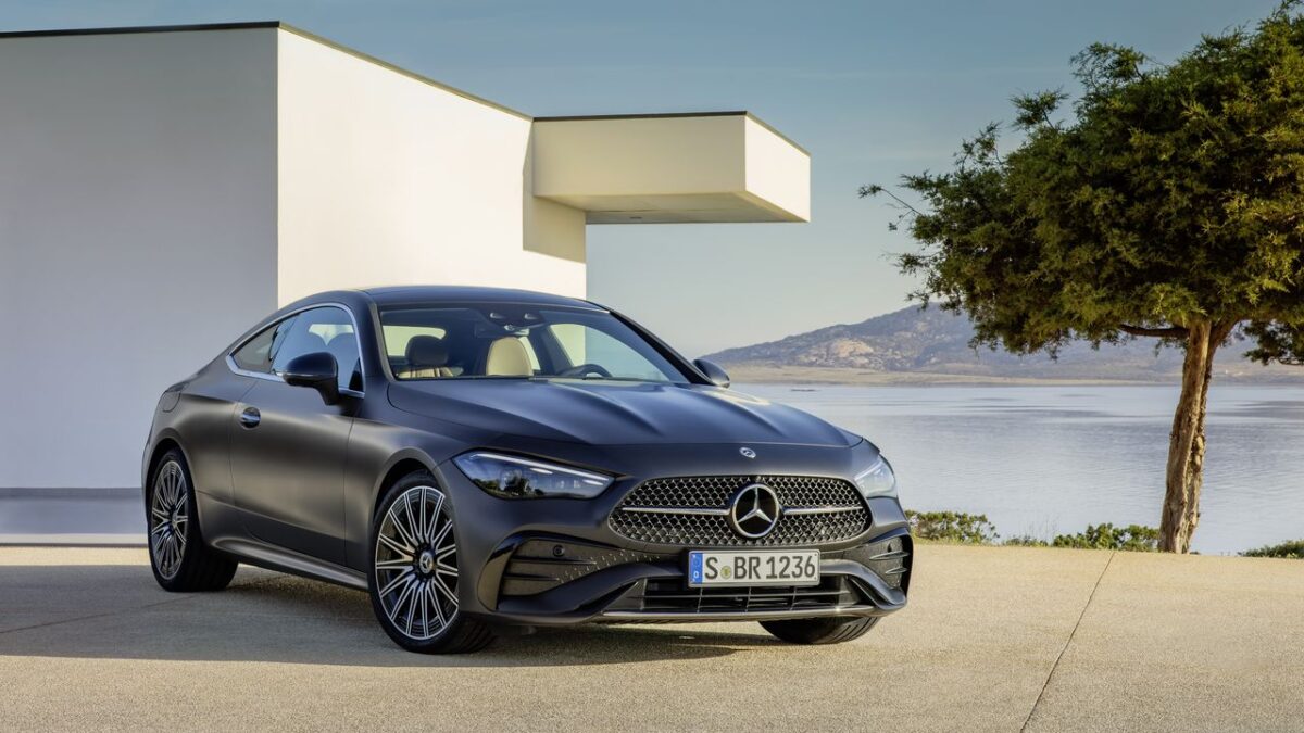 MERCEDES-BENZ