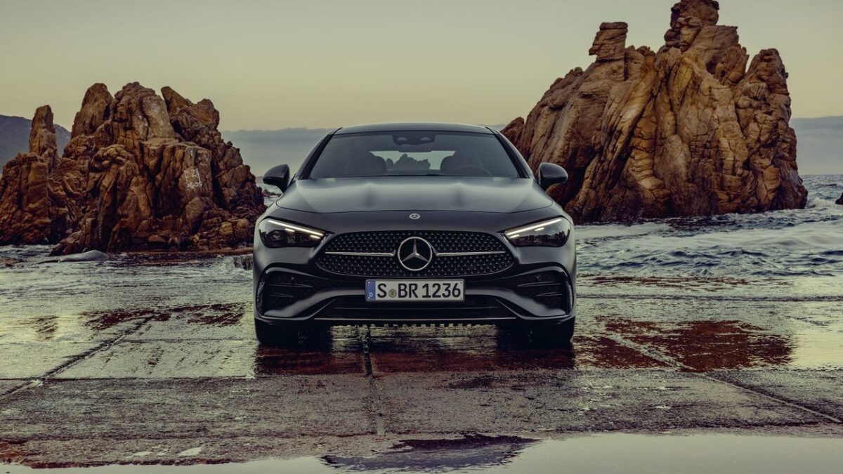 MERCEDES-BENZ