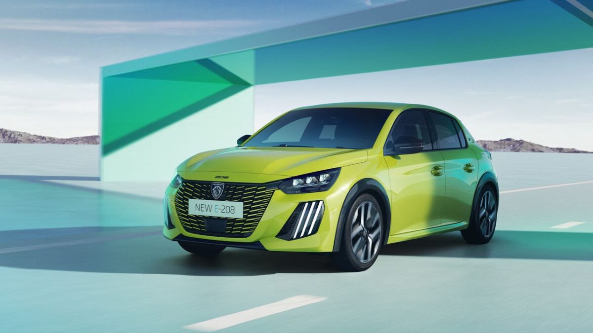 PEUGEOT 208