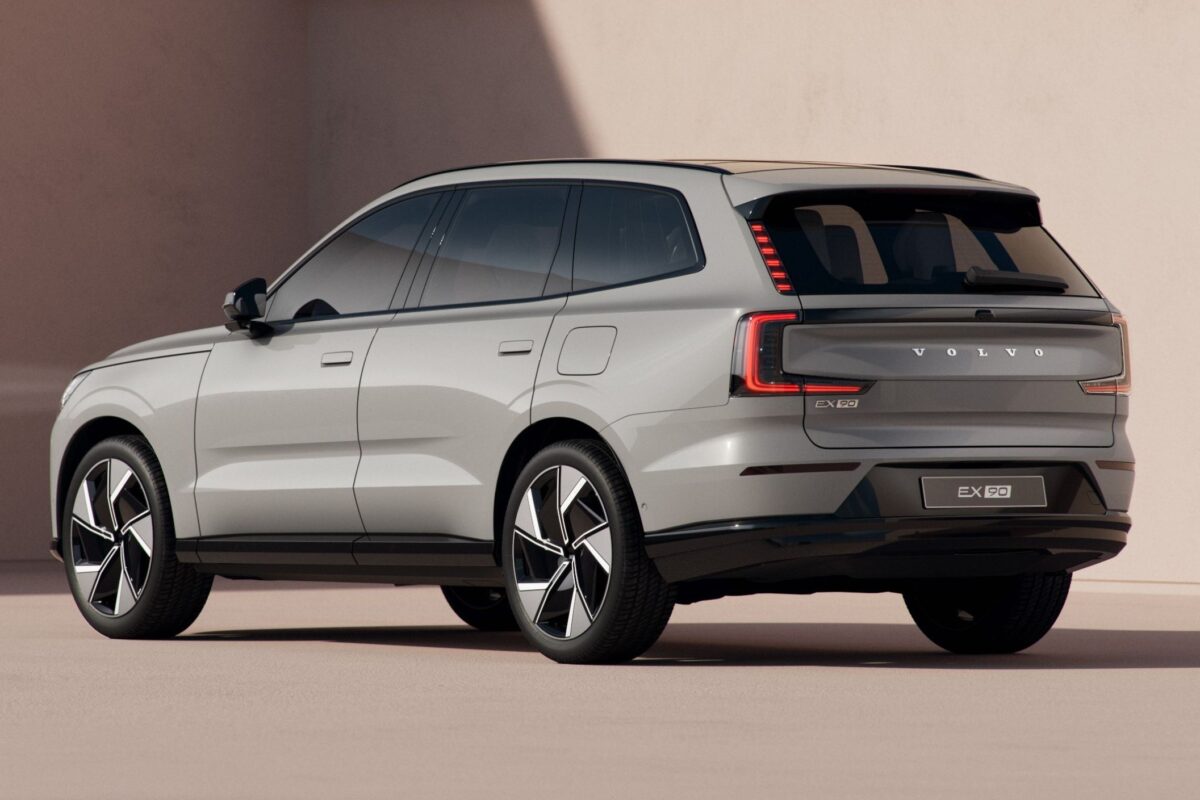 VOLVO