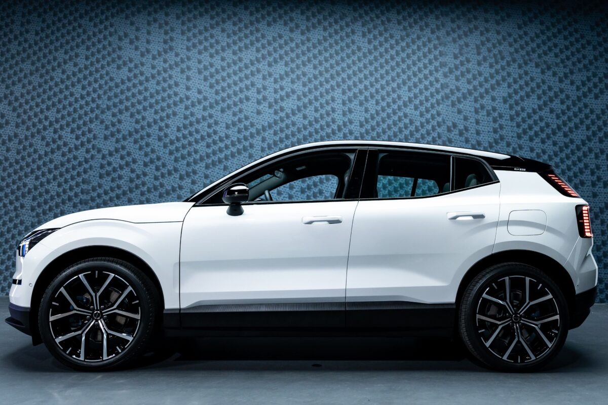 VOLVO