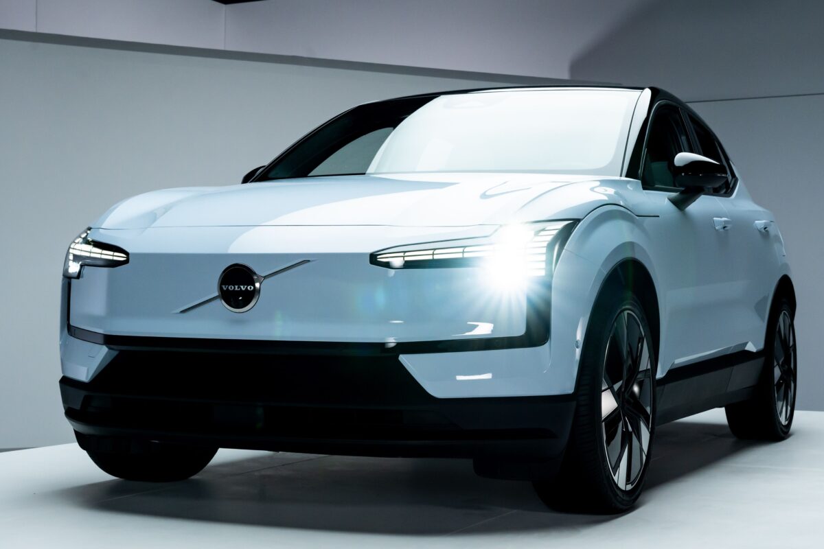VOLVO