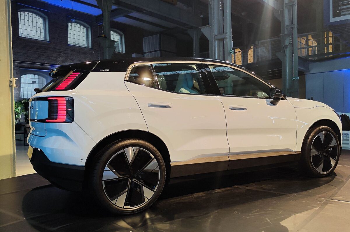 VOLVO