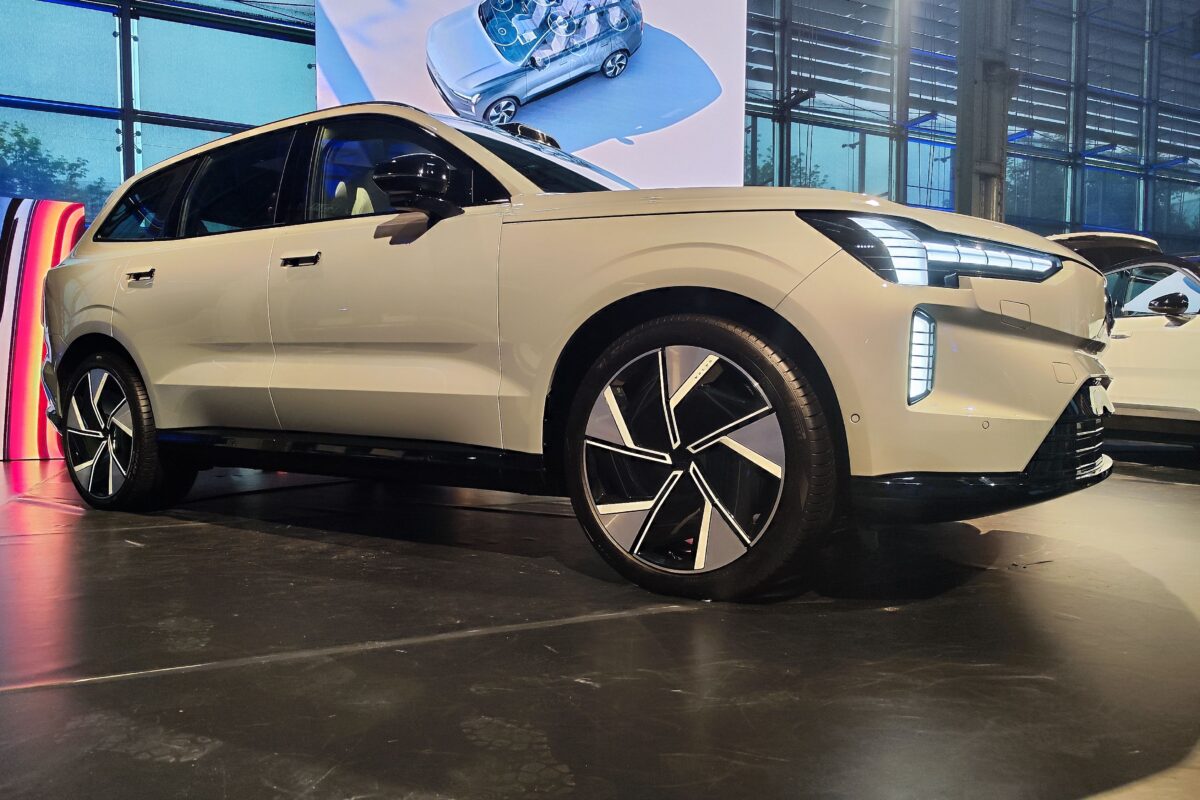 VOLVO