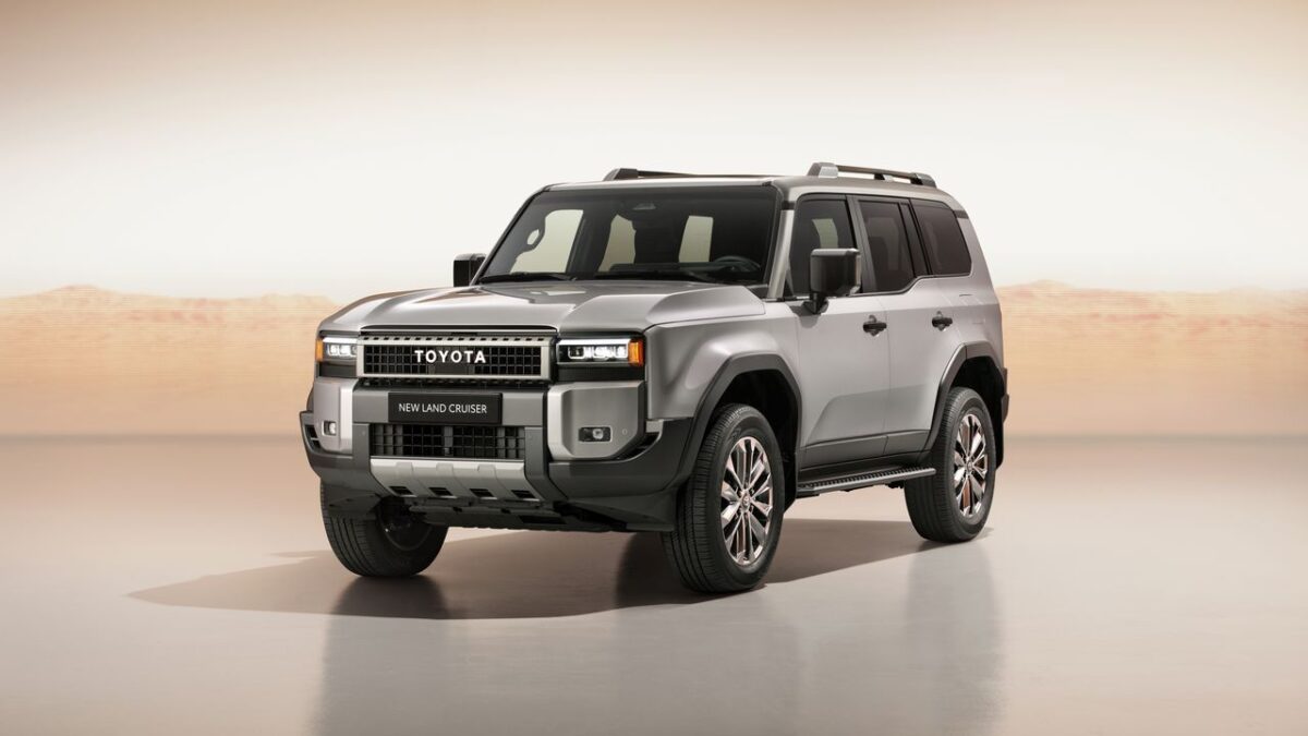 TOYOTA LAND CRUISER