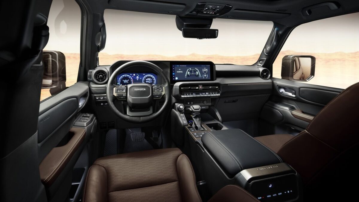 TOYOTA LAND CRUISER