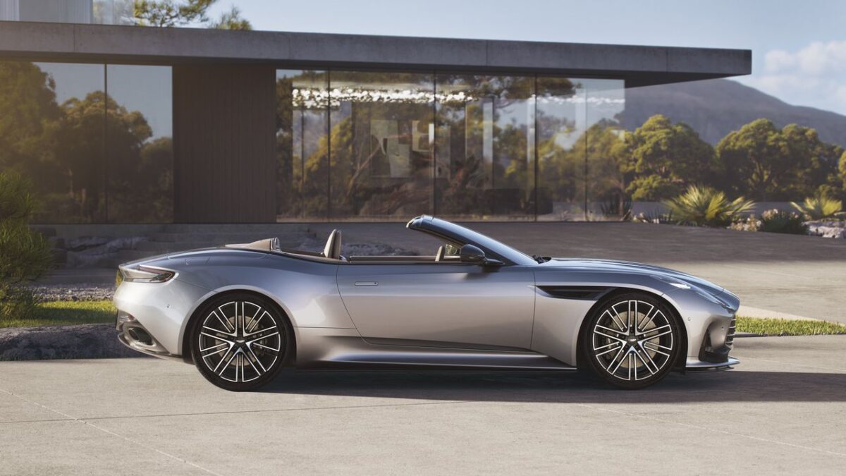 ASTON MARTIN