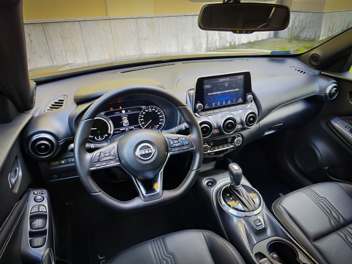 NISSAN