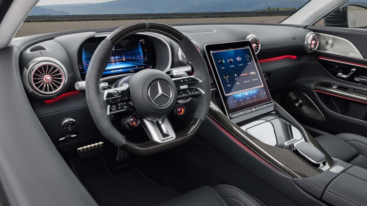 MERCEDES-AMG