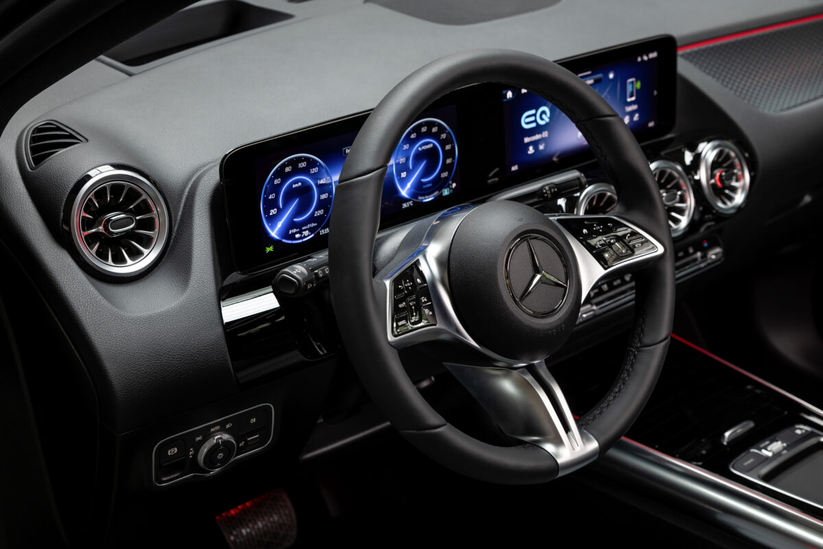 MERCEDES-BENZ