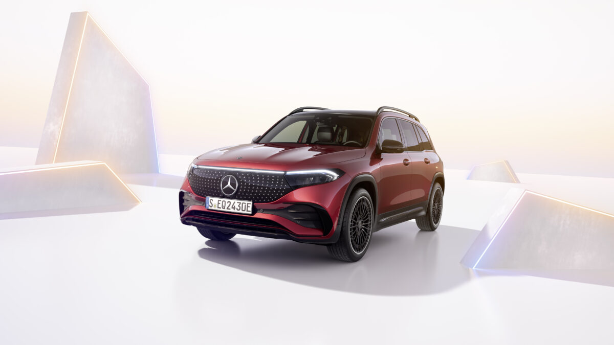 MERCEDES-BENZ