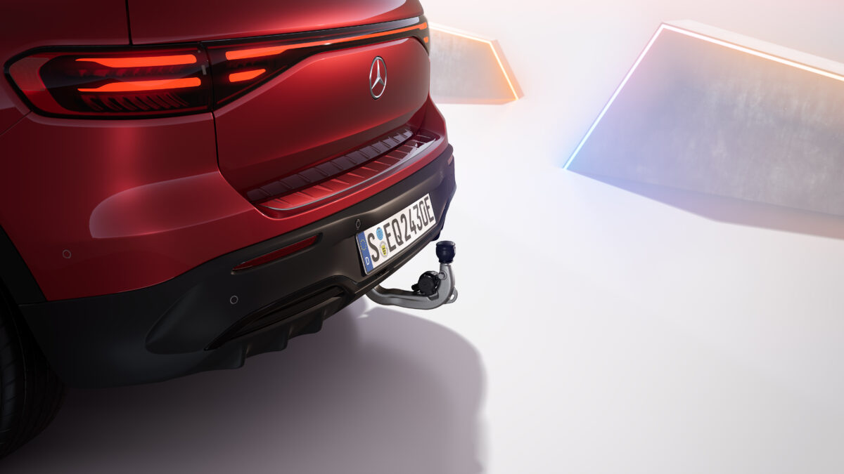 MERCEDES-BENZ
