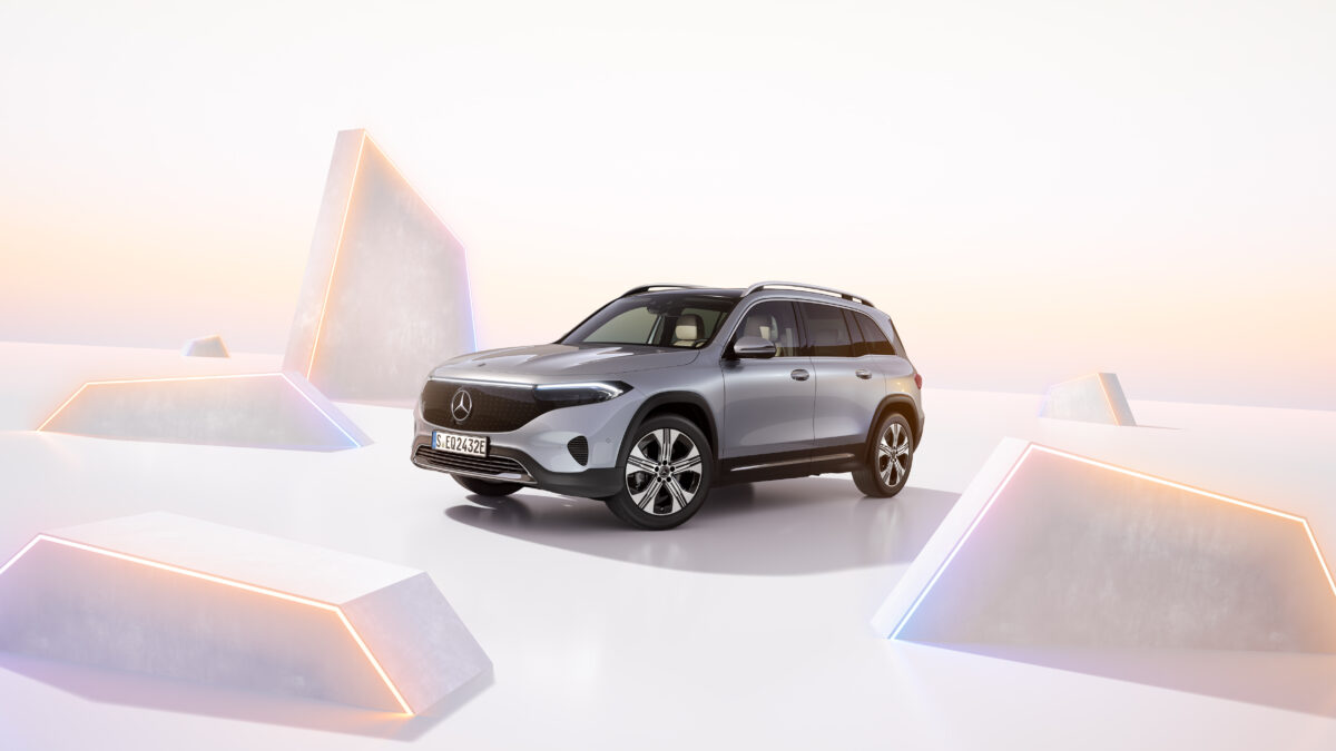 MERCEDES-BENZ