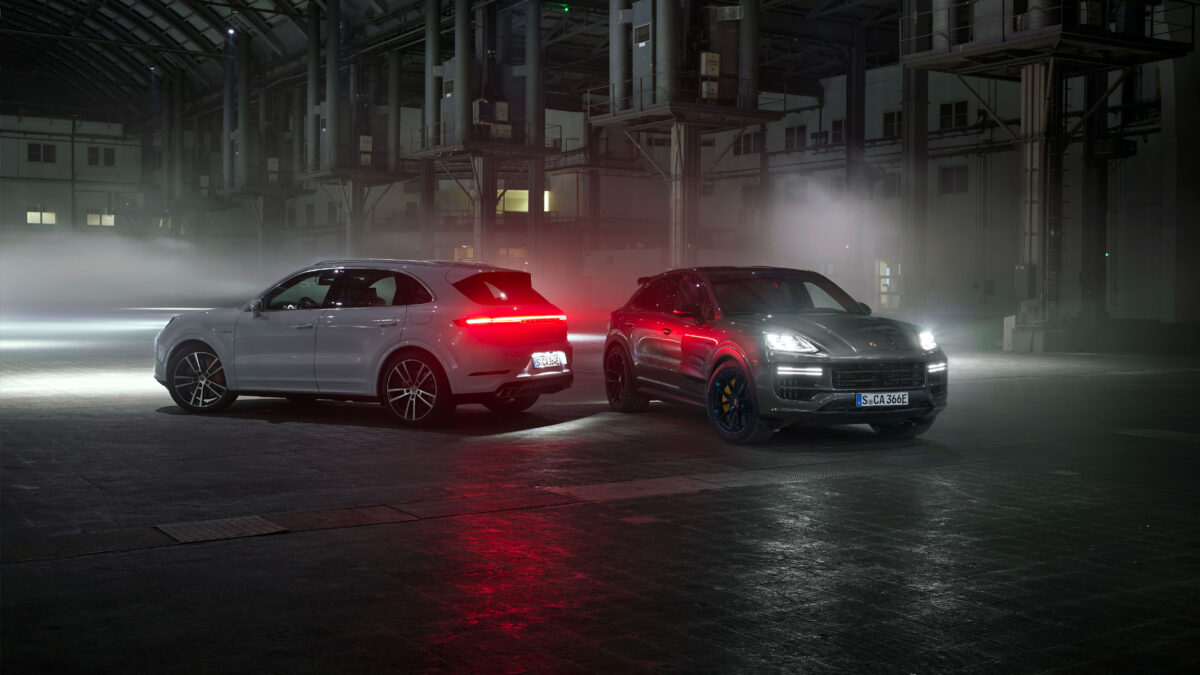 PORSCHE CAYENNE