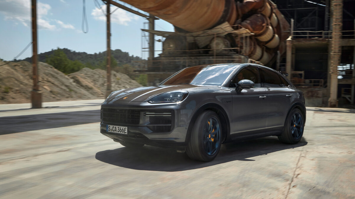 PORSCHE CAYENNE