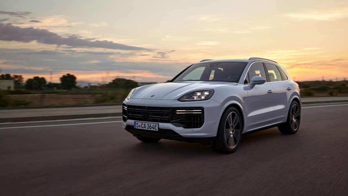 PORSCHE CAYENNE