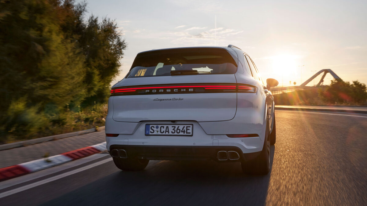 PORSCHE CAYENNE