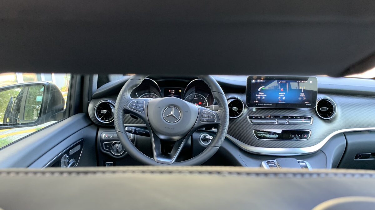 MERCEDES-BENZ V-OSZTÁLY