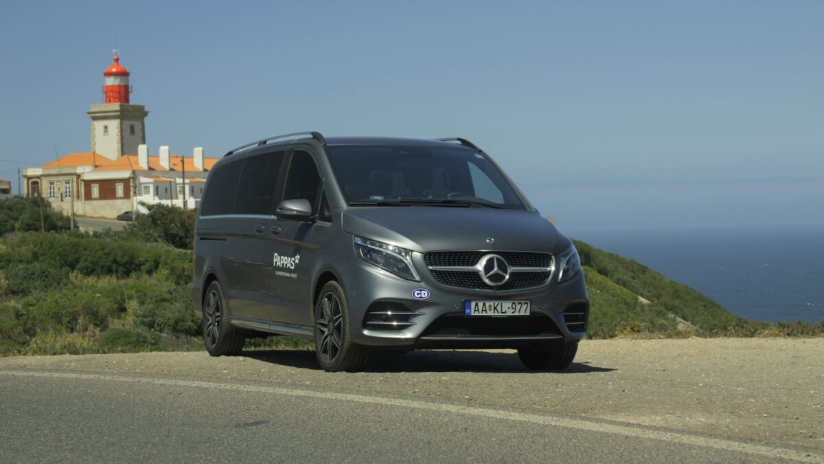 MERCEDES-BENZ V-OSZTÁLY