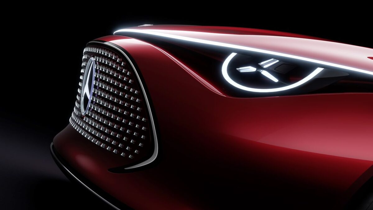 MERCEDES-BENZ