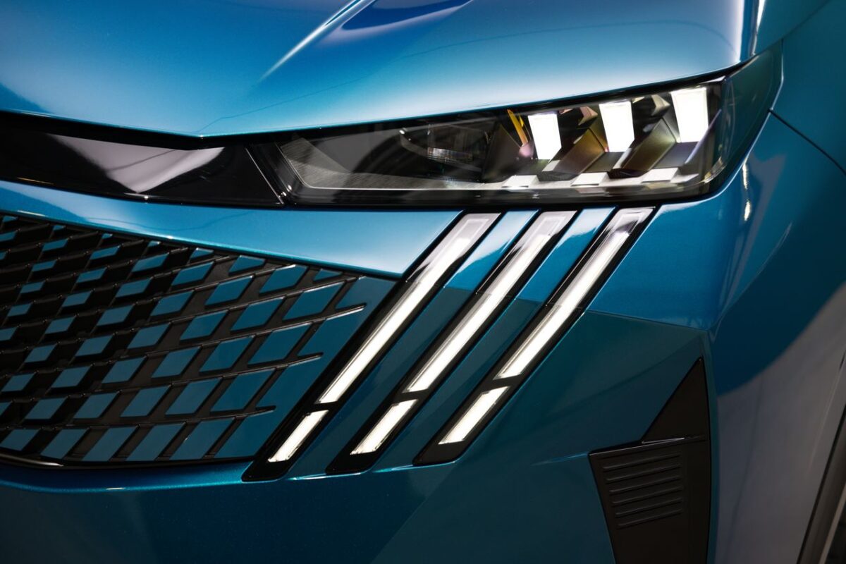 PEUGEOT