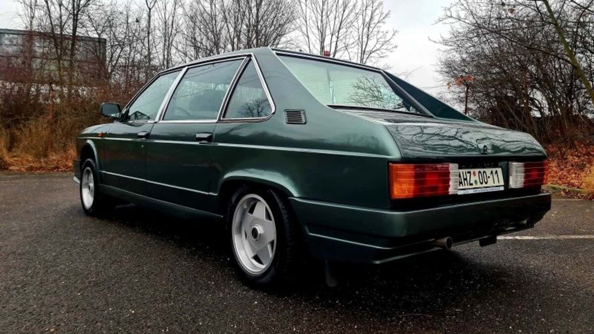 TATRA T613