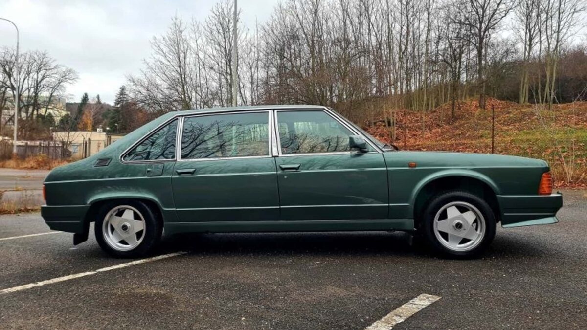 TATRA T613