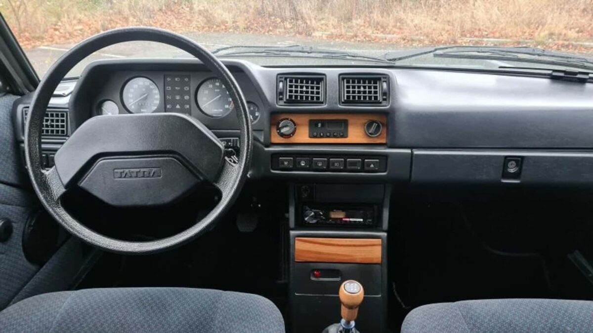 TATRA T613