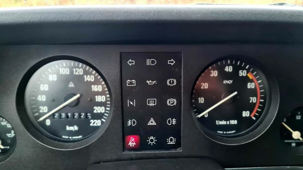 TATRA T613