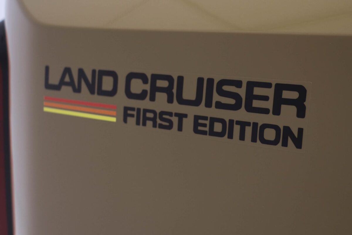 TOYOTA LAND CRUISER