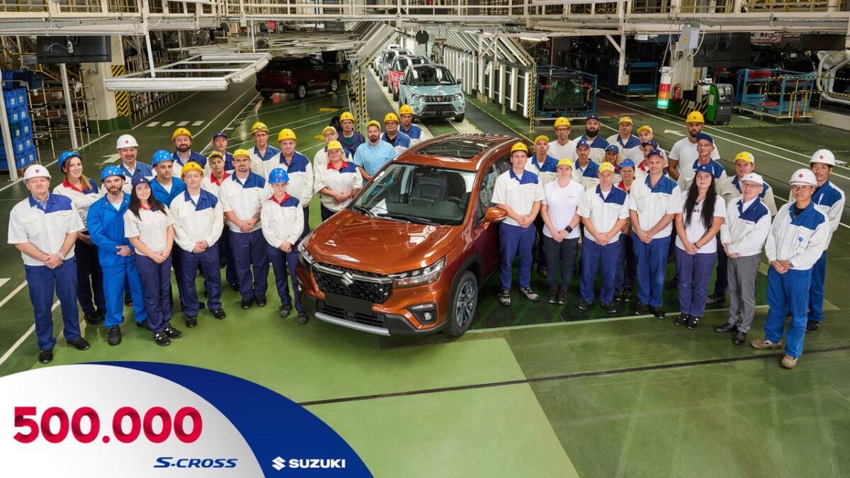 SUZUKI S-CROSS