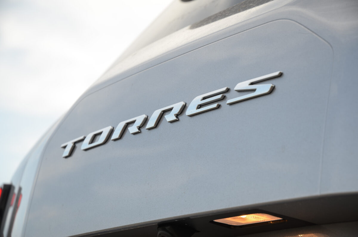 SSANGYONG TORRES