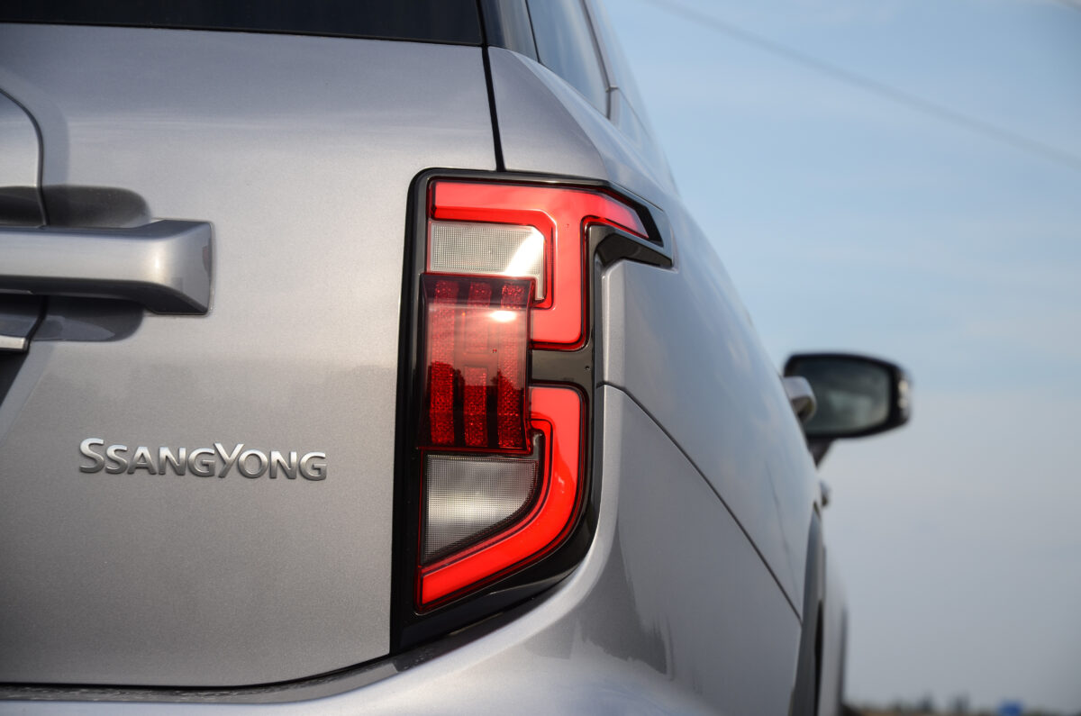 SSANGYONG TORRES